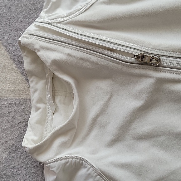 Lululemon Running Jacket - Picture 3 of 8
